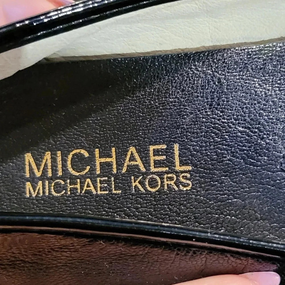 MICHAEL Kors MK "Fulton" Black Leather w/Metal Logo Driving Moc Sz 7.5 - Picture 11 of 12
